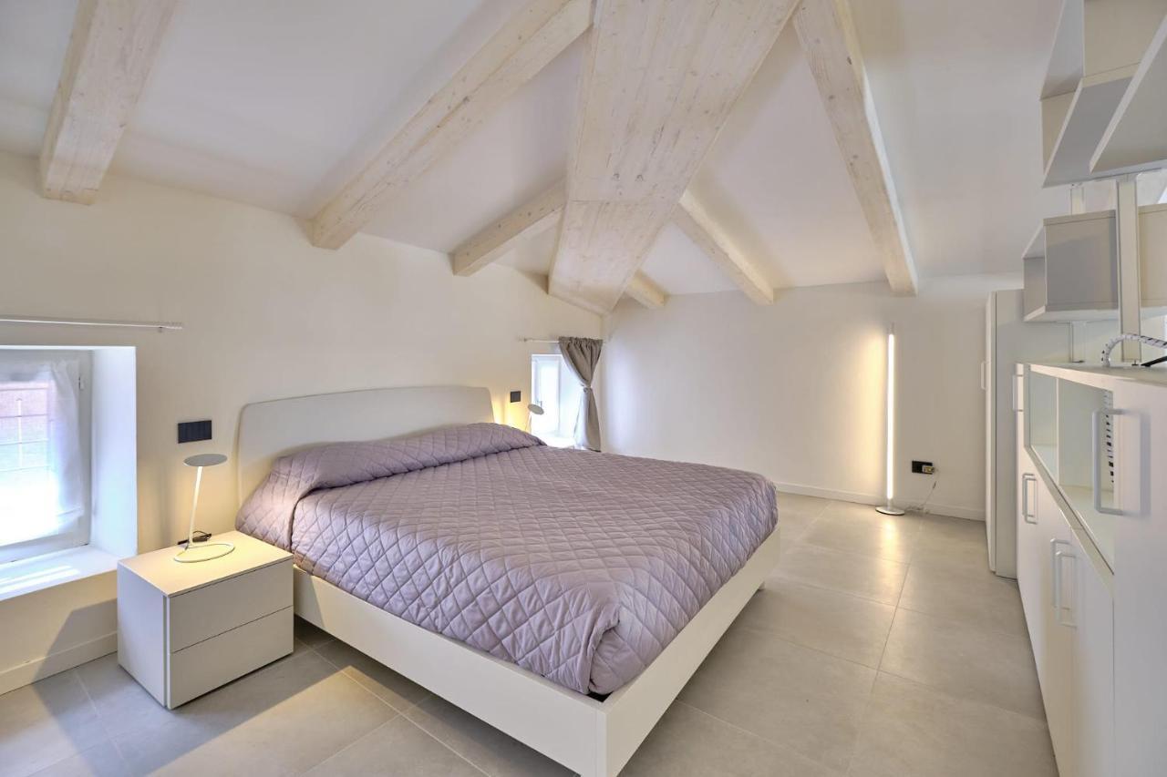 Apartmentsgarda - Residenza Mercanti Garda (Verona)